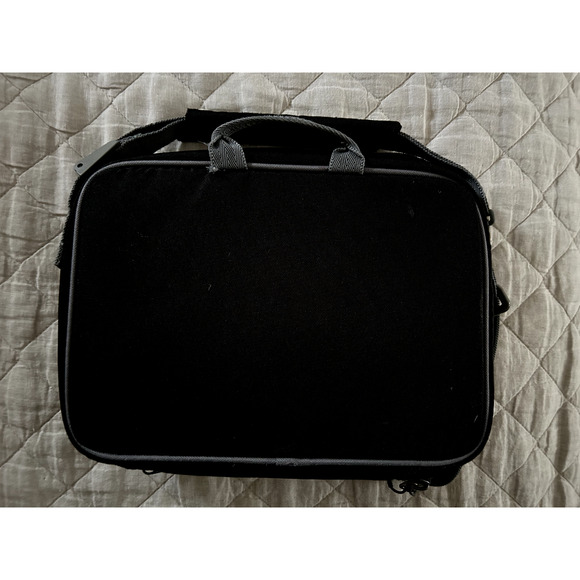 Planet Box stainless steel lunchbox with carrying case - Picture 2 of 6